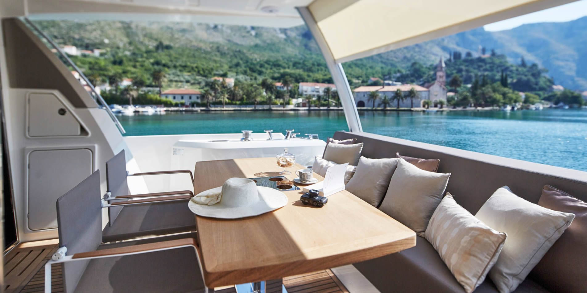 Prestige Boote Header